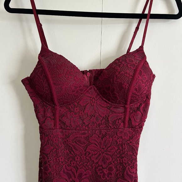 Lulu's Red Lacy Dress - Picture 1 of 4
